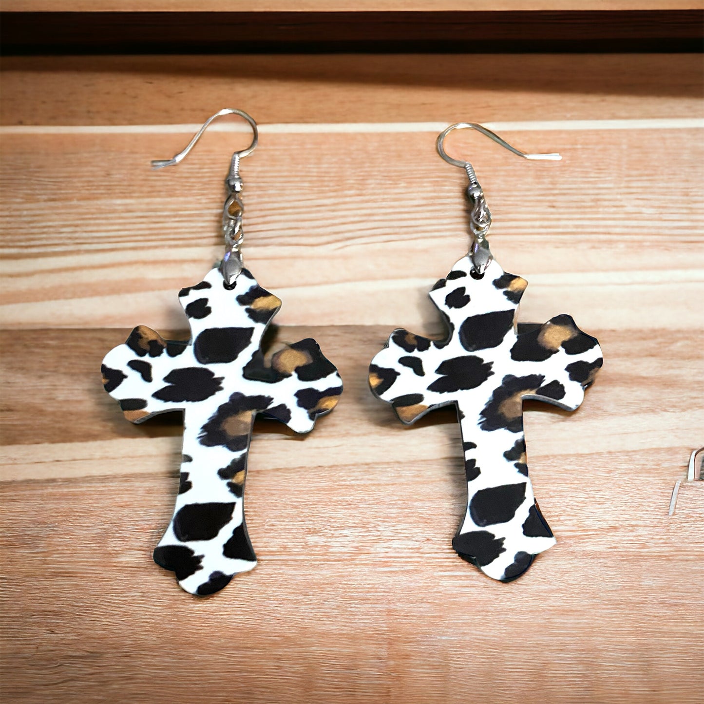 White  Leopard Cross